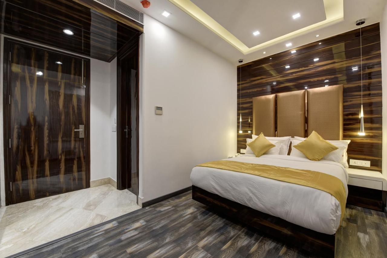 Golden Tree Hotell Noida Exteriör bild